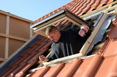Pose de fenêtres de toit Velux à Mesland